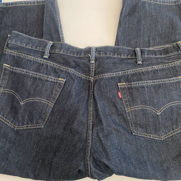 Levi Men's 48 x 29 Relaxed Straight Jeans Size - Picture 5 of 6